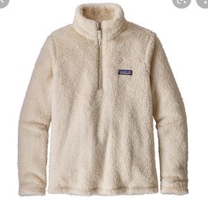 Hardly worn Patagonia half zip. Size large. Very light pink / cream color
